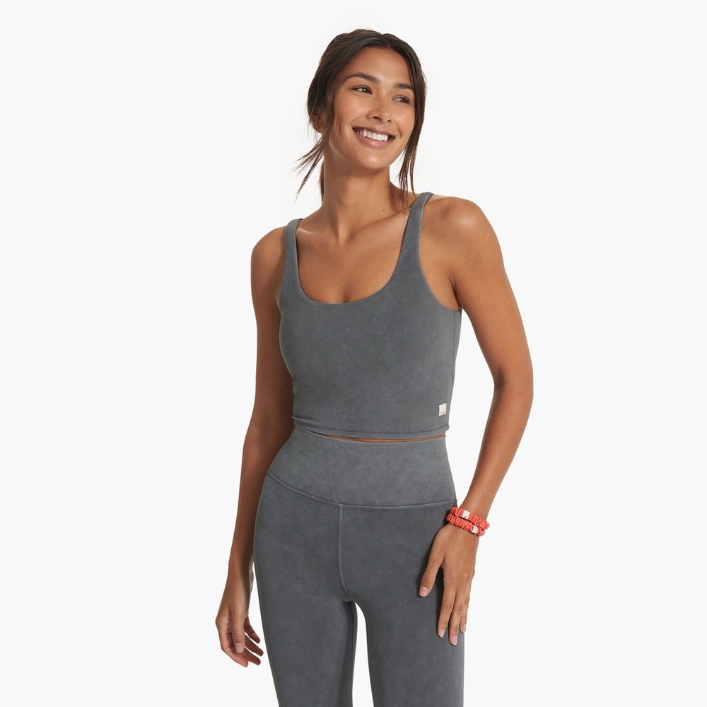 Vuori Daily Crop Tank
